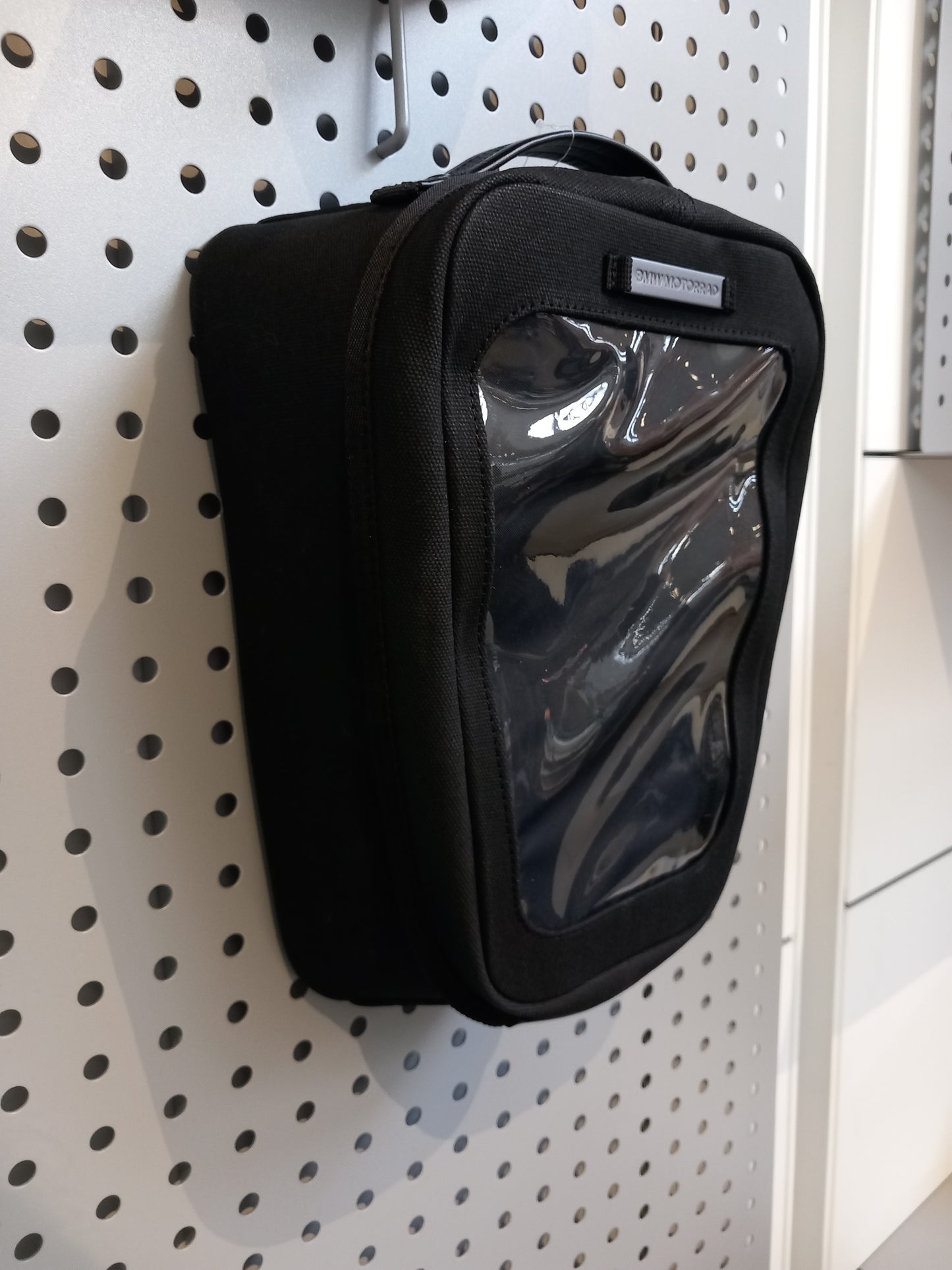 Borsa magnetica da serbatoio