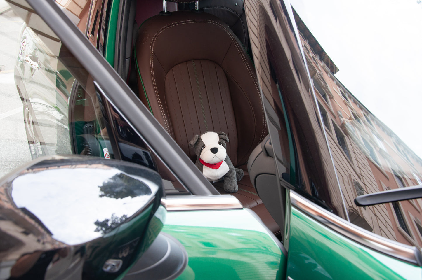 Bulldog in peluche MINI