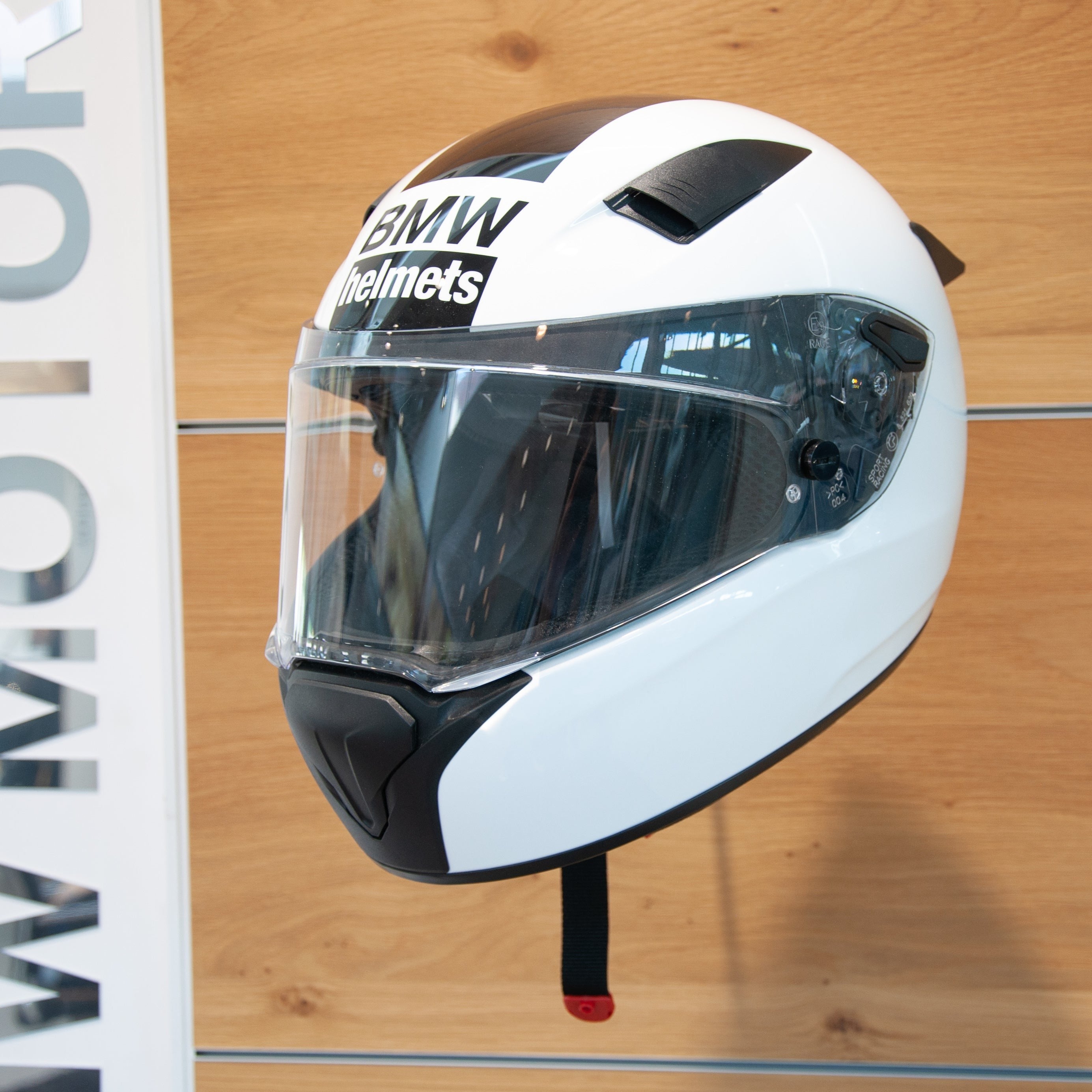 Casco race online bmw